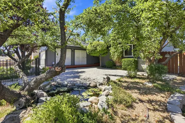 3365 Bowie Rd, Reno, NV 89503-1905