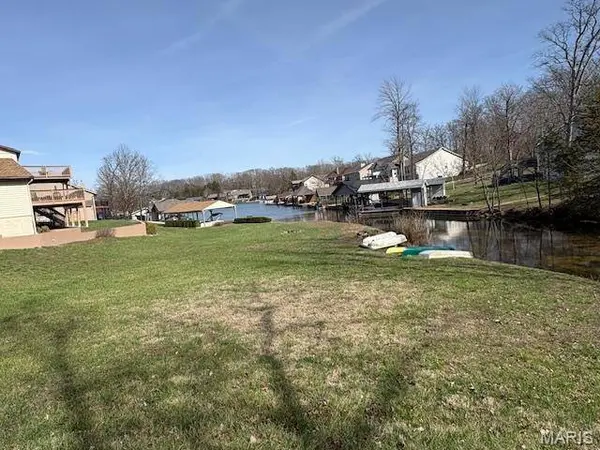 9862 W Vista DR, Unincorporated, MO 63050