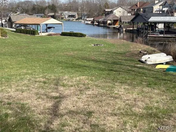 9862 W Vista DR, Unincorporated, MO 63050