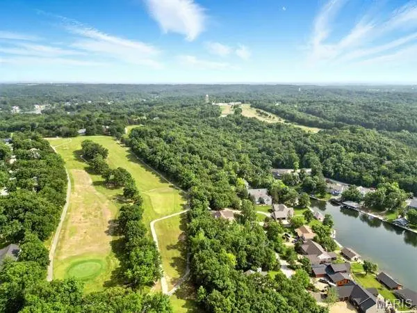 10056 Waterford DR, Unincorporated, MO 63050