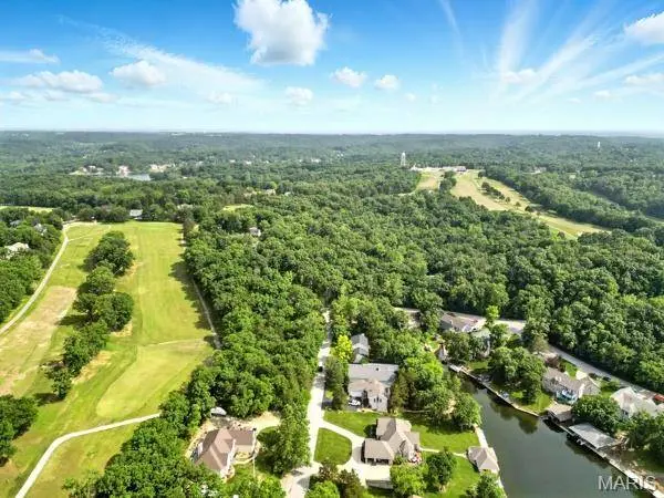 10056 Waterford DR, Unincorporated, MO 63050