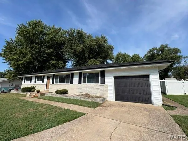 661 Sun VLY N, Arnold, MO 63010