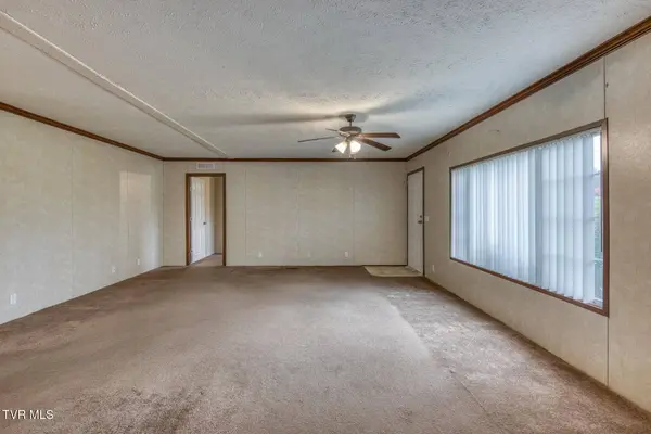 1122 Anderson LOOP, Greeneville, TN 37743