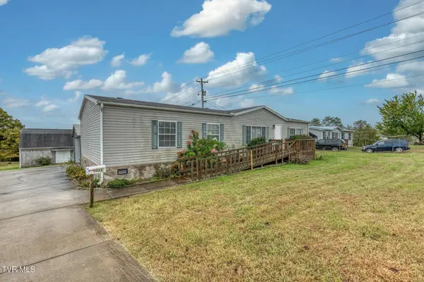 1122 Anderson LOOP, Greeneville, TN 37743