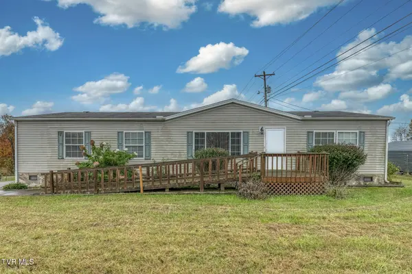 1122 Anderson LOOP, Greeneville, TN 37743