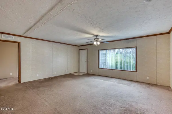 1122 Anderson LOOP, Greeneville, TN 37743