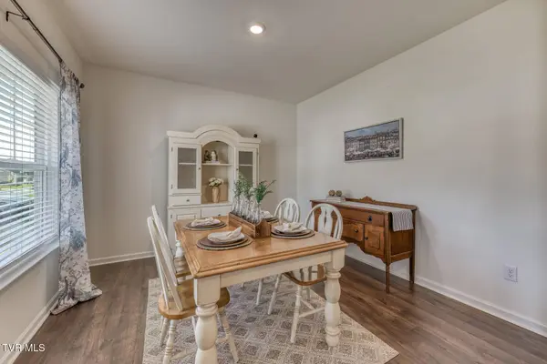5581 Wildlife CIR, Piney Flats, TN 37686