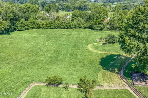 419 Kitzmiller RD, Gray, TN 37615