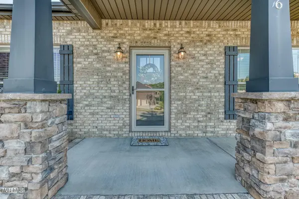 506 Katerina DR, Morristown, TN 37814