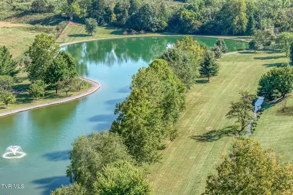 506 Katerina DR, Morristown, TN 37814