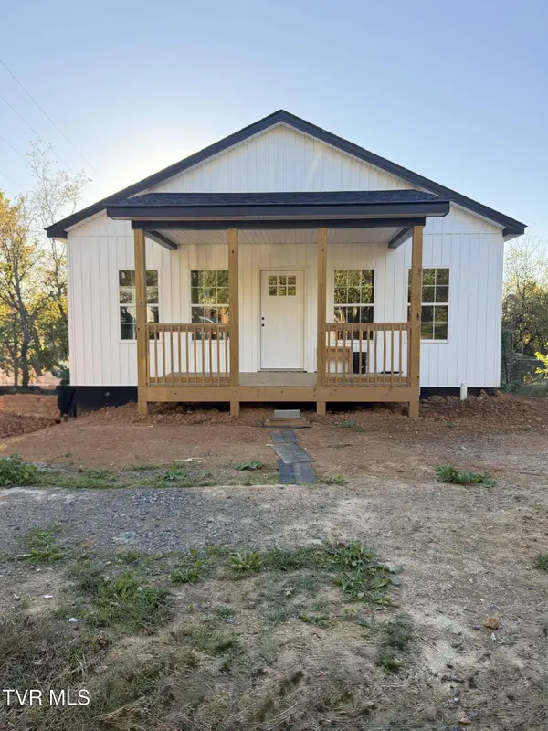 1008 Henry ST, Johnson City, TN 37601