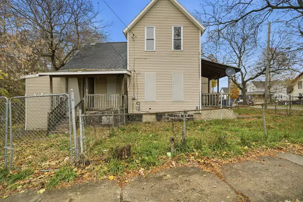 877 Oakland SW Avenue, Grand Rapids, MI 49503