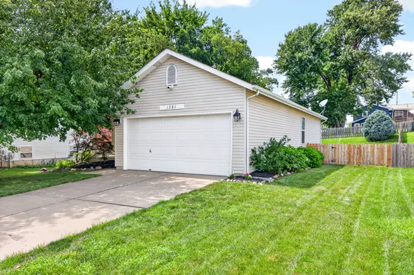 1281 Harvest Ridge Dr, St Charles, MO 63303-5993