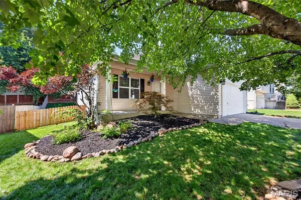 1281 Harvest Ridge DR, St Charles, MO 63303
