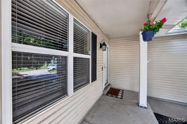 1281 Harvest Ridge DR, St Charles, MO 63303