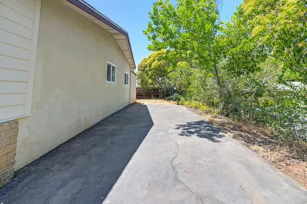 1333 Wesley LN, Auburn, CA 95603