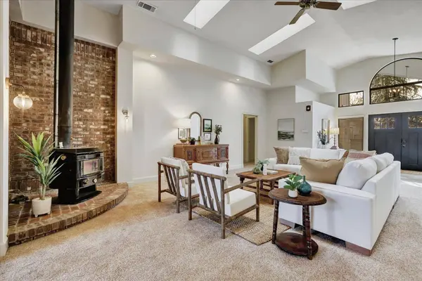 12025 Wanderer RD, Auburn, CA 95602