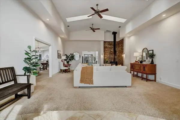 12025 Wanderer RD, Auburn, CA 95602
