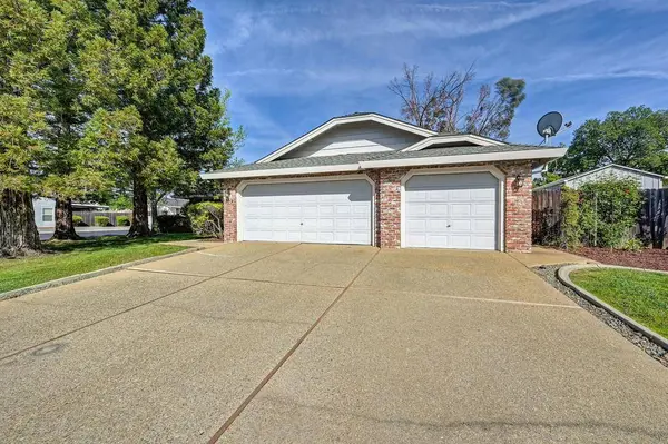 595 R ST, Lincoln, CA 95648