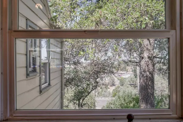 529 Landis CIR, Auburn, CA 95603