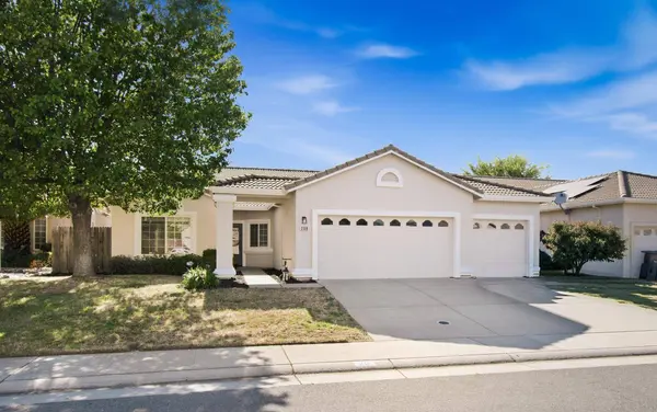 208 Wyatt CT, Lincoln, CA 95648