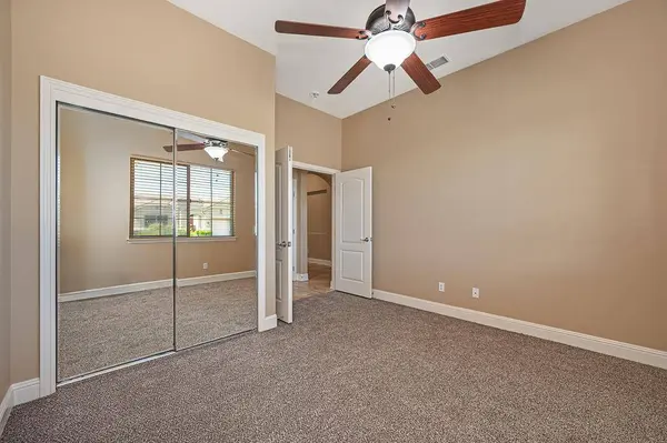 1340 El Camino Verde DR, Lincoln, CA 95648