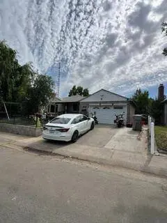 5231 Whittier DR, Sacramento, CA 95820