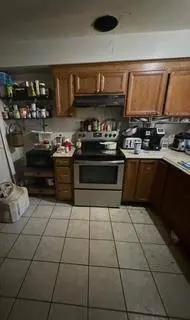 5231 Whittier DR, Sacramento, CA 95820