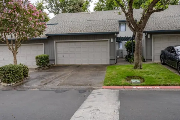 8103 Briar Ridge LN, Citrus Heights, CA 95610