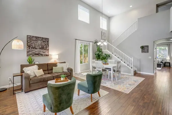 814 Farrington, Lincoln, CA 95648