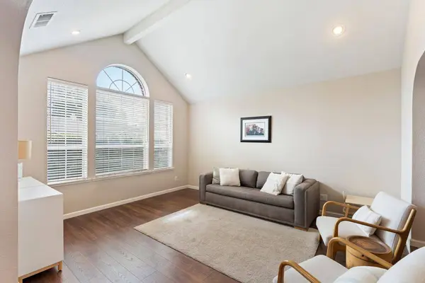 2213 Banbury CIR, Roseville, CA 95661