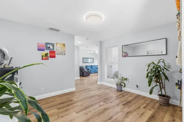 3060 Great Falls WAY, Sacramento, CA 95826