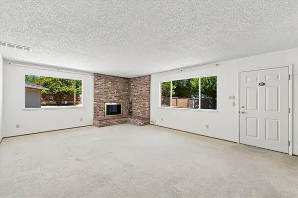 7035 Van Maren LN, Citrus Heights, CA 95621