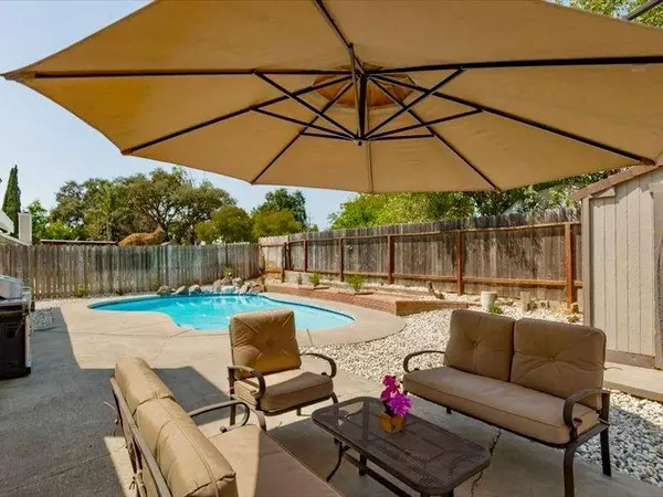 437 Silver Crest CIR, Rio Linda, CA 95673