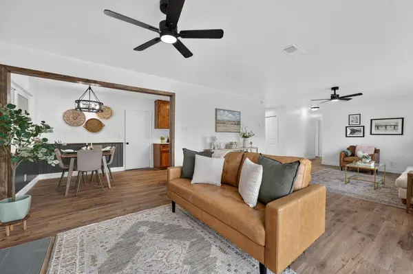 4327 Larson ST, Olivehurst, CA 95961