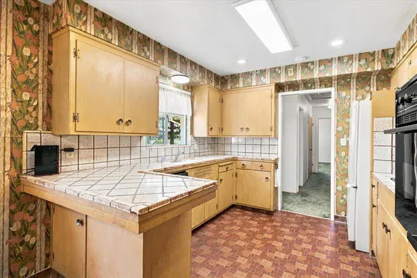 7035 Van Maren LN, Citrus Heights, CA 95621