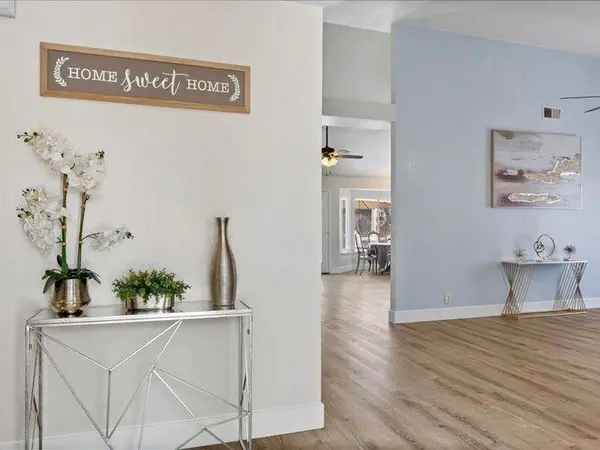 437 Silver Crest CIR, Rio Linda, CA 95673