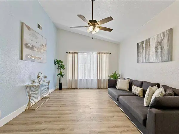 437 Silver Crest CIR, Rio Linda, CA 95673
