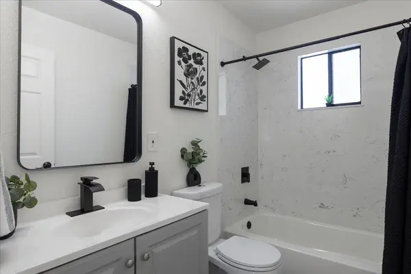 509 E ST, Roseville, CA 95678