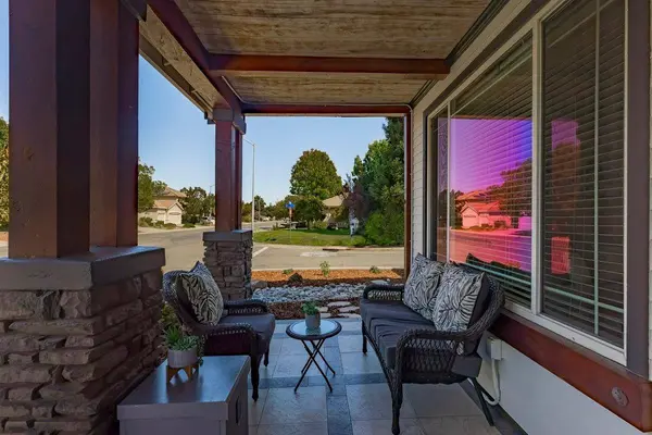 2445 Abbeyhill RD, Lincoln, CA 95648