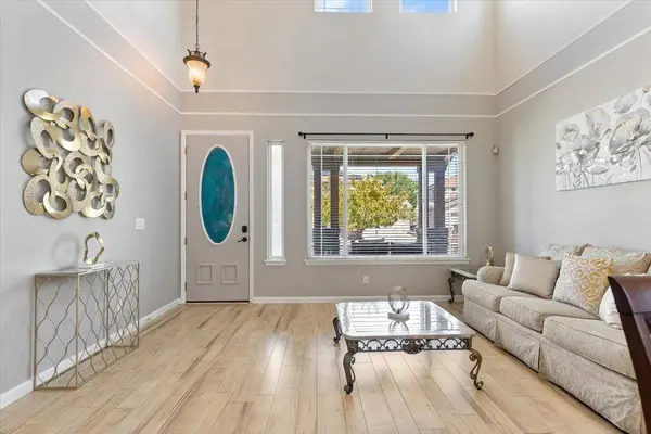 2445 Abbeyhill RD, Lincoln, CA 95648