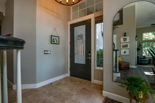 3927 Moraga DR, El Dorado Hills, CA 95762