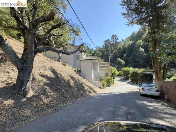 7243 Thorndale Drive, Oakland, CA 94611