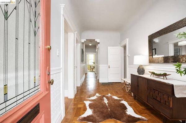 856 York Street, San Francisco, CA 94110