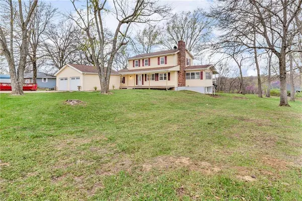 19616 Blue Jay TRL, Lawson, MO 64062