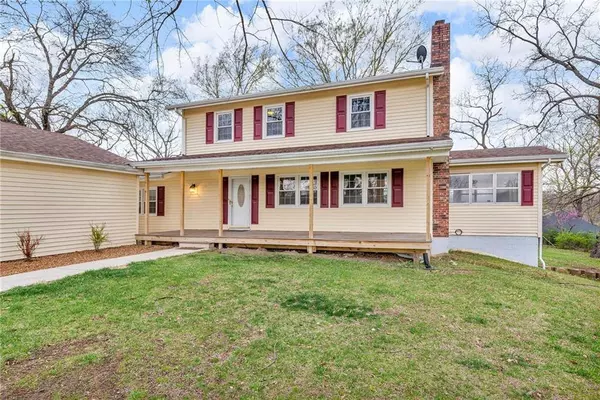 19616 Blue Jay TRL, Lawson, MO 64062