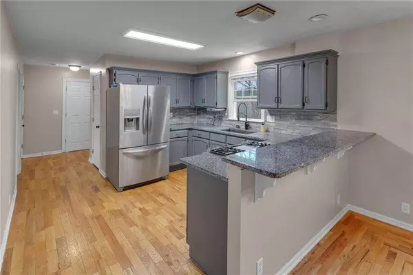 19616 Blue Jay TRL, Lawson, MO 64062