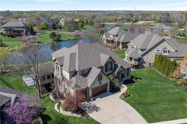 15300 Mastin ST, Overland Park, KS 66221