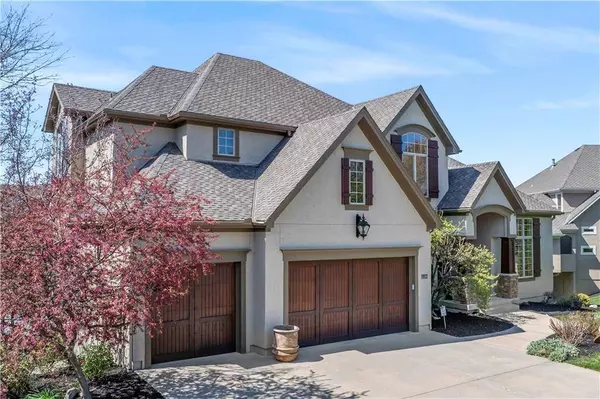 15300 Mastin ST, Overland Park, KS 66221