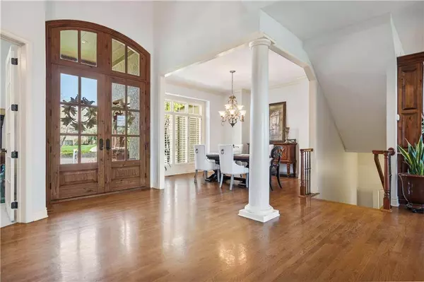 15300 Mastin ST, Overland Park, KS 66221